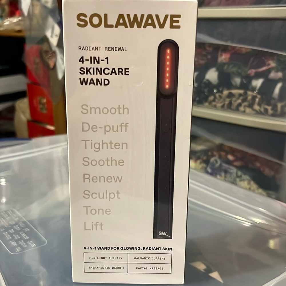 Solawave 4-in-1 Skincare Wand - Black, New in Box